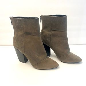 Anthropologie Kelsi Dagger suede pointed toe boots in neutral taupe, size 7